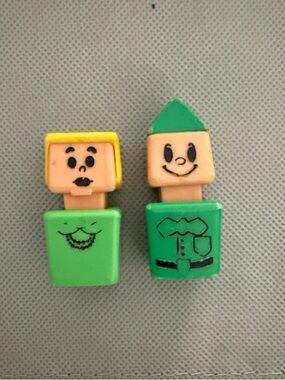 Playskool Little People Familiar Places Square Head Man and Lady Vintage